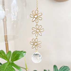 18K Gold Daisy Flower Suncatcher | Crystal Prism Rainbow Maker | Daisy